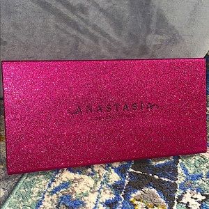 Anastasia Beverly Hills lipstick set